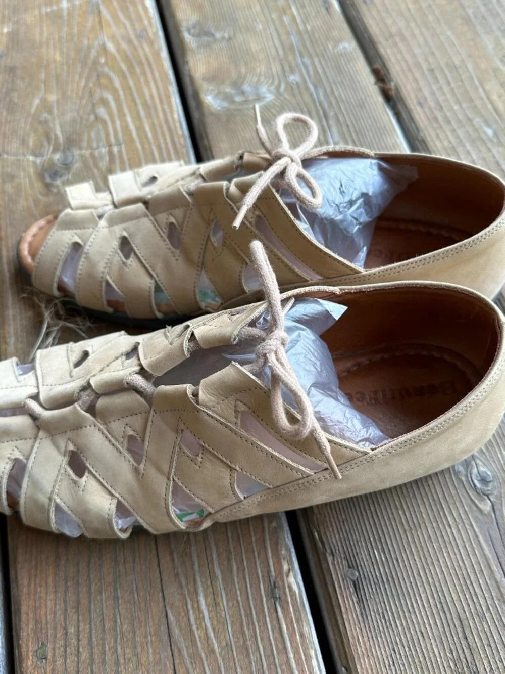 BeautiFeel excellent suede